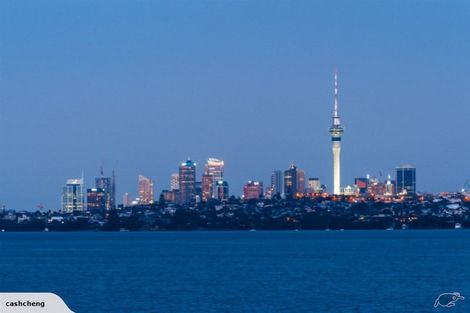 Photo of property in 23 Karemoana Drive, Te Atatu Peninsula, Auckland, 0610