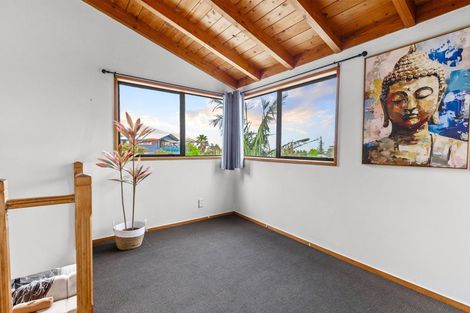Photo of property in 1/86 Waimumu Road, Massey, Auckland, 0614