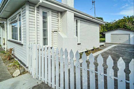 Photo of property in 225 Grove Road, Mayfair, Hastings, 4122
