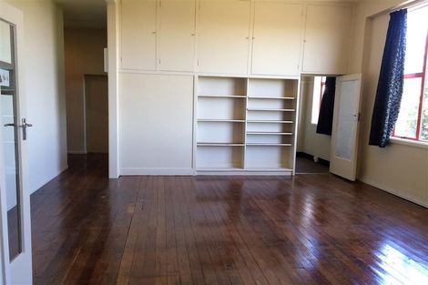 Photo of property in 35c Tay Street, Mount Maunganui, 3116