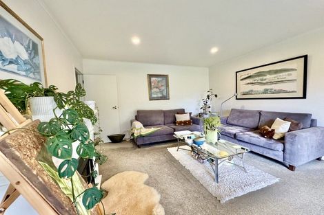 Photo of property in 121 Muir Avenue, Mangere Bridge, Auckland, 2022