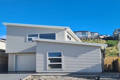 Photo of property in 19 Stockport Grove, Churton Park, Wellington, 6037