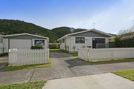 Photo of property in 6f1- Gemstone Drive, Birchville, Upper Hutt, 5018