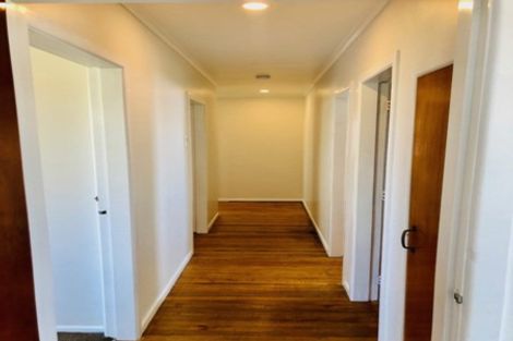 Photo of property in 1/221 Birkdale Road, Birkdale, Auckland, 0626