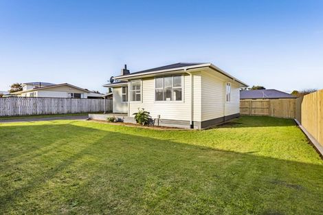 Photo of property in 25 Grey Street, Normanby, Hawera, 4614