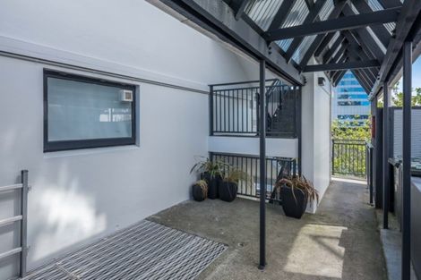 Photo of property in Avon Flats, 17/217u The Terrace, Wellington Central, Wellington, 6011