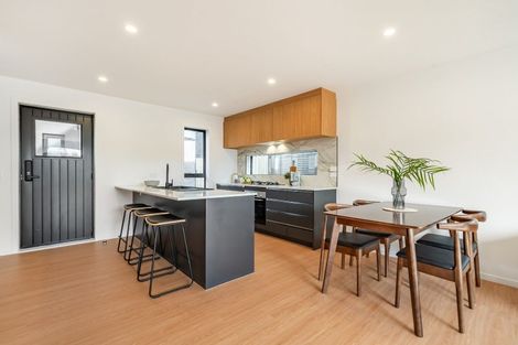Photo of property in 6/8 Victoria Street, Ebdentown, Upper Hutt, 5018
