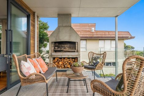 Photo of property in 79 Marine Parade, Paraparaumu Beach, Paraparaumu, 5032
