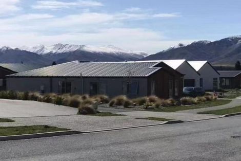 Photo of property in 3 Edwards Lane, Lake Tekapo, 7999