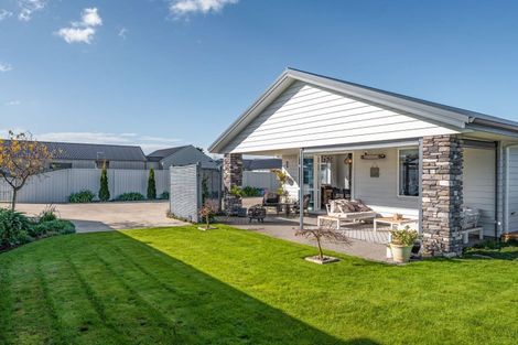 Photo of property in 32 Westwood Avenue, Greytown, 5712