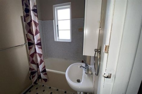 Photo of property in 24 Masters Avenue, Hillcrest, Hamilton, 3216