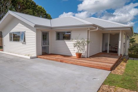 Photo of property in 1 Lori Lane, Coopers Beach, 0420