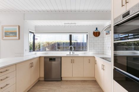 Photo of property in 420a Oceanbeach Road, Mount Maunganui, 3116