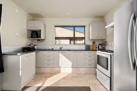 Photo of property in 2/8 Angela Street, Upper Riccarton, Christchurch, 8041