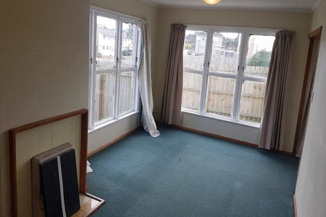 Photo of property in 5- 7 Hazard Grove, Cannons Creek, Porirua, 5024