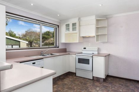 Photo of property in 11 Strode Street, Halfway Bush, Dunedin, 9010