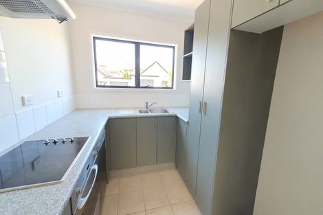 Photo of property in St Claire Village, 140/172 Mcleod Road, Te Atatu South, Auckland, 0610
