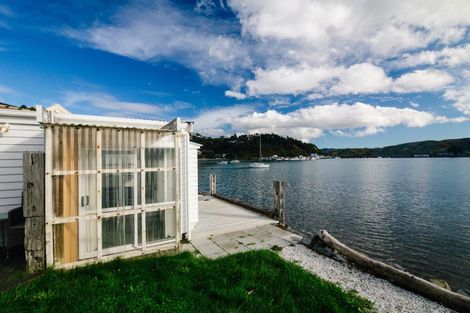 Photo of property in 18c Trevor Terrace, Paremata, Porirua, 5024