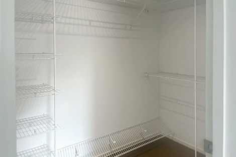 Photo of property in 15 Newbury Place, Taradale, Napier, 4112