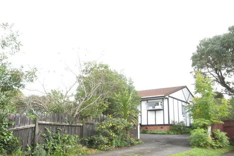 Photo of property in 1/11 Cheam Place, Pakuranga Heights, Auckland, 2010