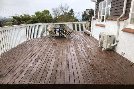 Photo of property in 212 Godley Road, Titirangi, Auckland, 0604