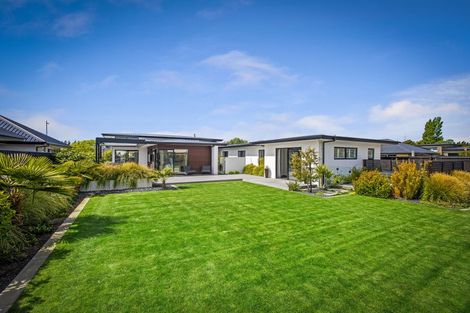 Photo of property in 16 Mersham Drive, Prebbleton, 7604