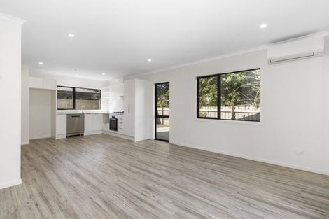 Photo of property in 59u2 Oakfield Crescent, Pukete, Hamilton, 3200