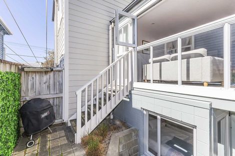 Photo of property in 152c Tasman Street, Mount Cook, Wellington, 6021