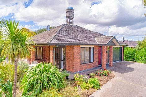 Photo of property in 121 Mount View Road, Bastia Hill, Whanganui, 4500