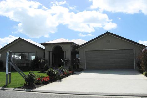 Photo of property in 15 Edwin Trent Drive, Prebbleton, 7604