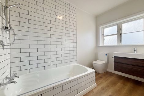 Photo of property in 11 Bard Street, Somerfield, Christchurch, 8024