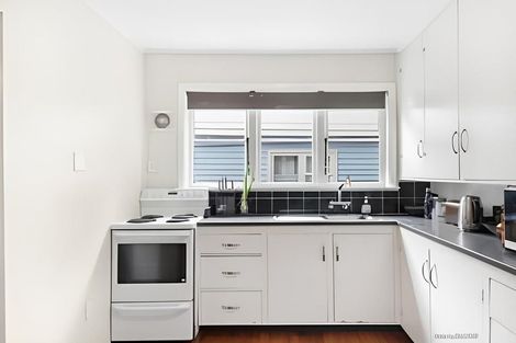 Photo of property in 417 Ohiro Road, Brooklyn, Wellington, 6021
