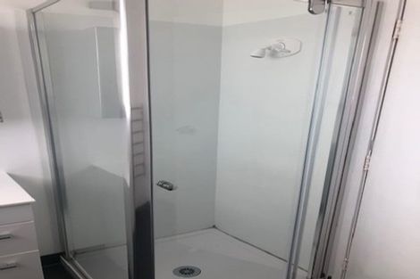 Photo of property in 7 Kotuku Street, Te Atatu Peninsula, Auckland, 0610