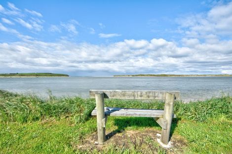 Photo of property in 60 Neva Street, Fortrose, Tokanui, 9875