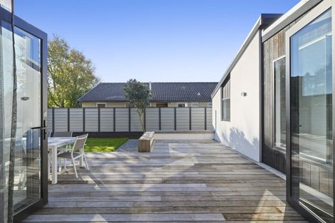 Photo of property in 19 Dunbarton Street, Redwood, Christchurch, 8051