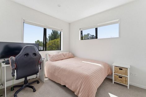 Photo of property in 2/314 Royal Road, Massey, Auckland, 0614