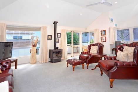 Photo of property in 9a Norman Road, Hauraki, Auckland, 0622