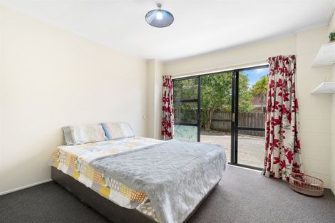 Photo of property in 2/16a Puriri Street, Takapuna, Auckland, 0622