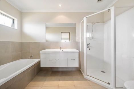 Photo of property in 21 Omana Avenue, Shelly Beach, Helensville, 0874