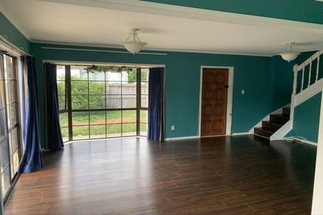 Photo of property in 5 Tawa Road, Te Atatu Peninsula, Auckland, 0610