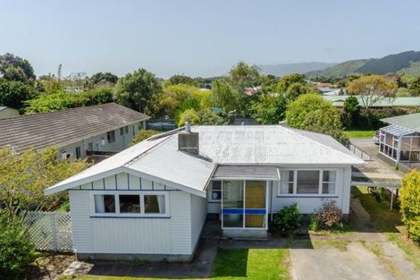 Photo of property in 64 Kapiti Road, Paraparaumu, 5032