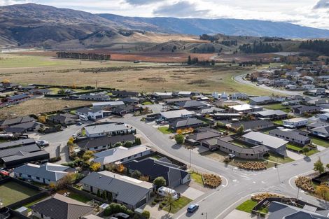 Photo of property in 14 Stowell Drive, Cromwell, 9310