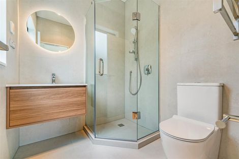 Photo of property in 40 Whakairo Crescent, Gulf Harbour, 0930