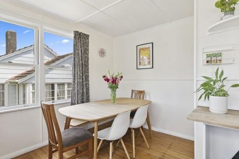 Photo of property in 41 Dimock Street, Titahi Bay, Porirua, 5022