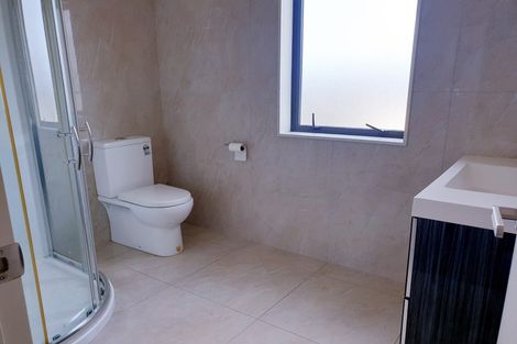 Photo of property in 24 Mantra Road, Massey, Auckland, 0614