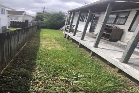 Photo of property in 1/3 Rewa Street, New Lynn, Auckland, 0600