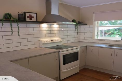Photo of property in 5f2 Wilmshurst Place, Tawa, Wellington, 5028