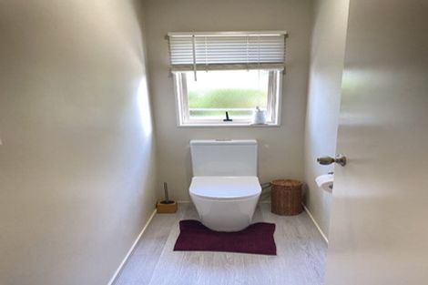 Photo of property in 37b Harrington Road, Henderson, Auckland, 0610