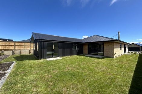 Photo of property in 98 Spur Ridge Rise, Jacks Point, 9371