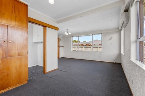 Photo of property in 1/378 Devon Street East, Strandon, New Plymouth, 4312